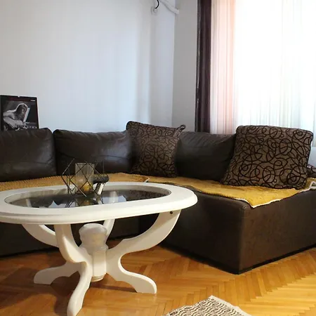 Apartmán Cozy In *