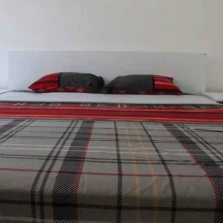 Appartement Cozy In *